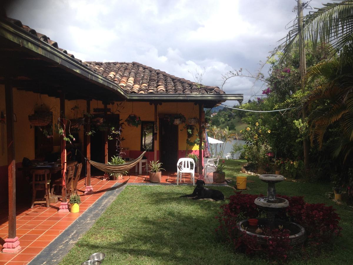 Casa Finca Tipica The Lake Hotel Guatapé Екстериор снимка