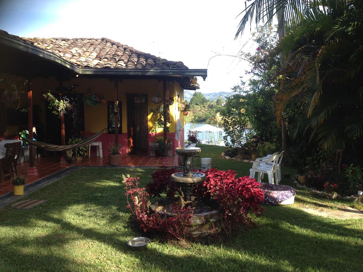 Casa Finca Tipica The Lake Hotel Guatapé Екстериор снимка