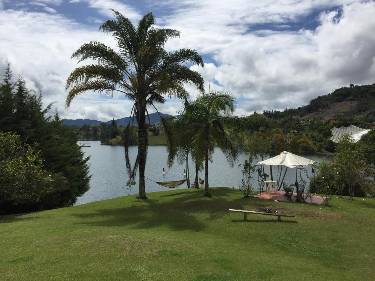 Casa Finca Tipica The Lake Hotel Guatapé Екстериор снимка