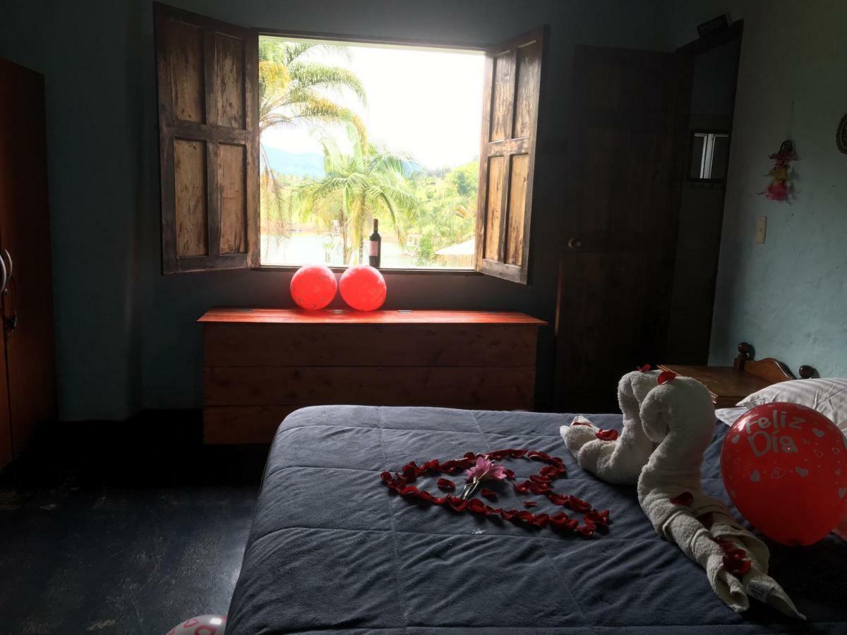 Casa Finca Tipica The Lake Hotel Guatapé Екстериор снимка